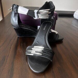 NWT Lane Bryant Strappy Black Wedge Sandals Size 8W